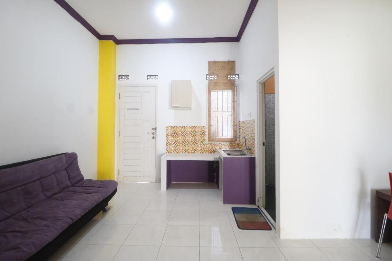 Hotel RedDoorz Syariah near BSCC DOME Balikpapan  Exterior foto