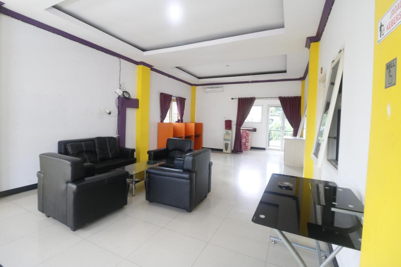 Hotel RedDoorz Syariah near BSCC DOME Balikpapan  Exterior foto