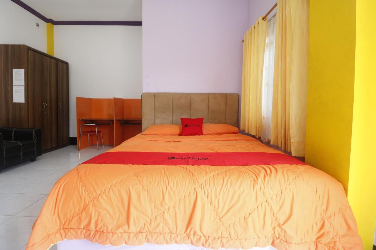 Hotel RedDoorz Syariah near BSCC DOME Balikpapan  Exterior foto