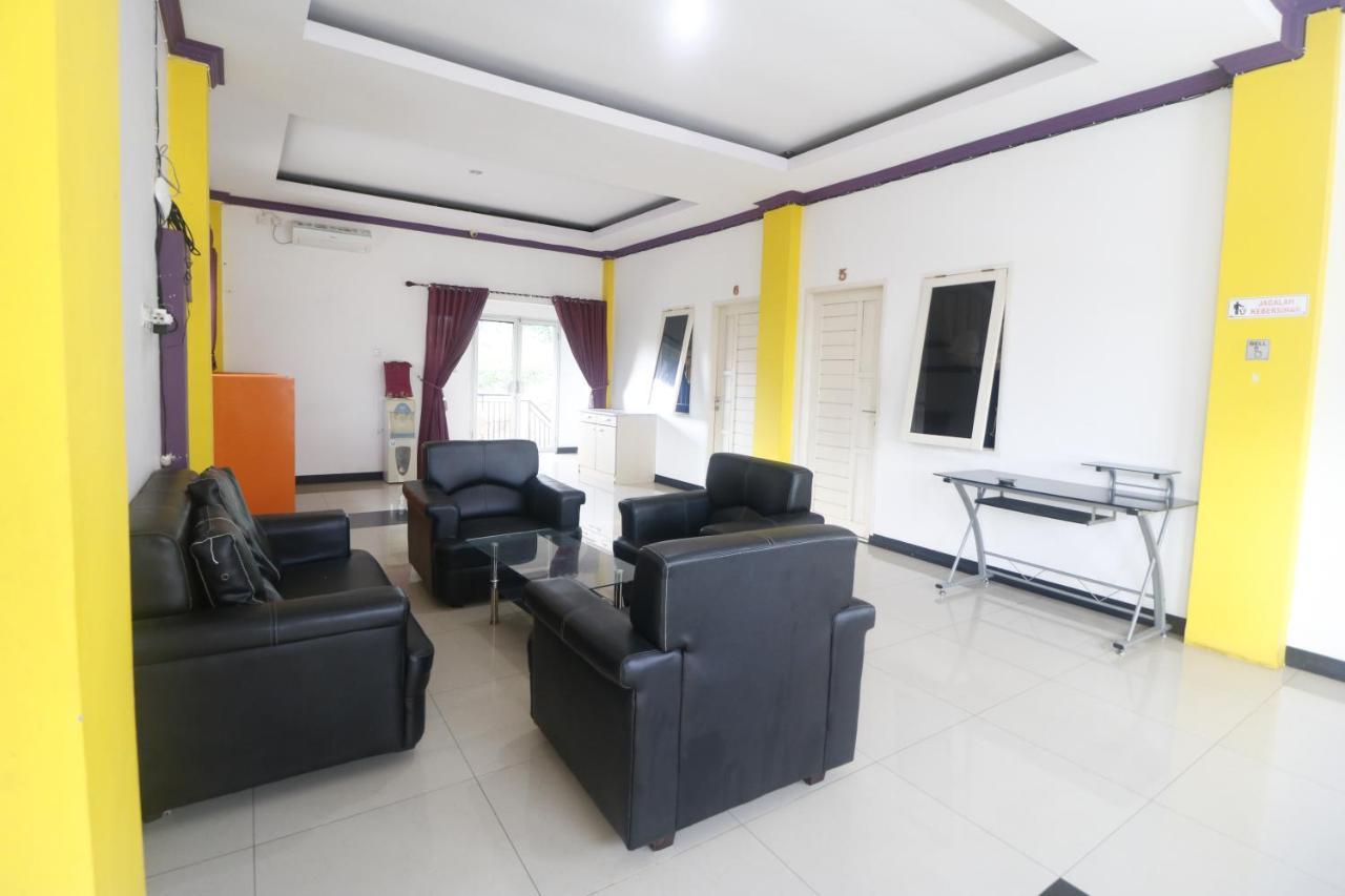 Hotel RedDoorz Syariah near BSCC DOME Balikpapan  Exterior foto