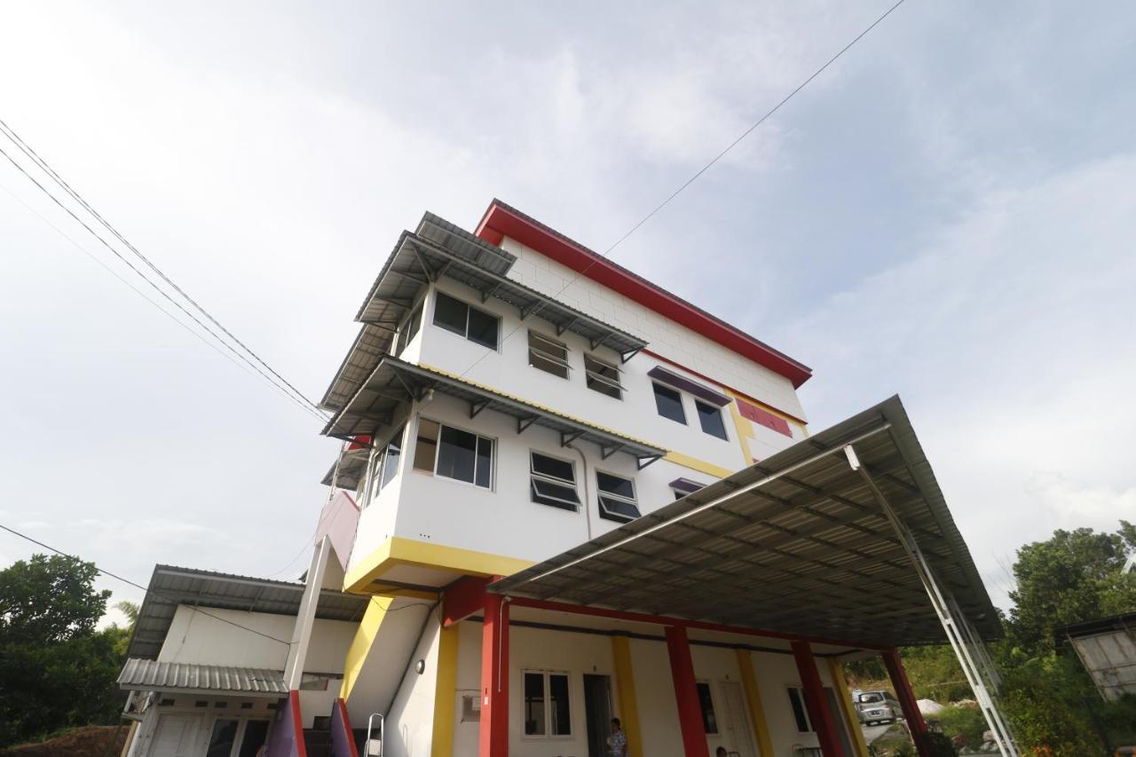 Hotel RedDoorz Syariah near BSCC DOME Balikpapan  Exterior foto